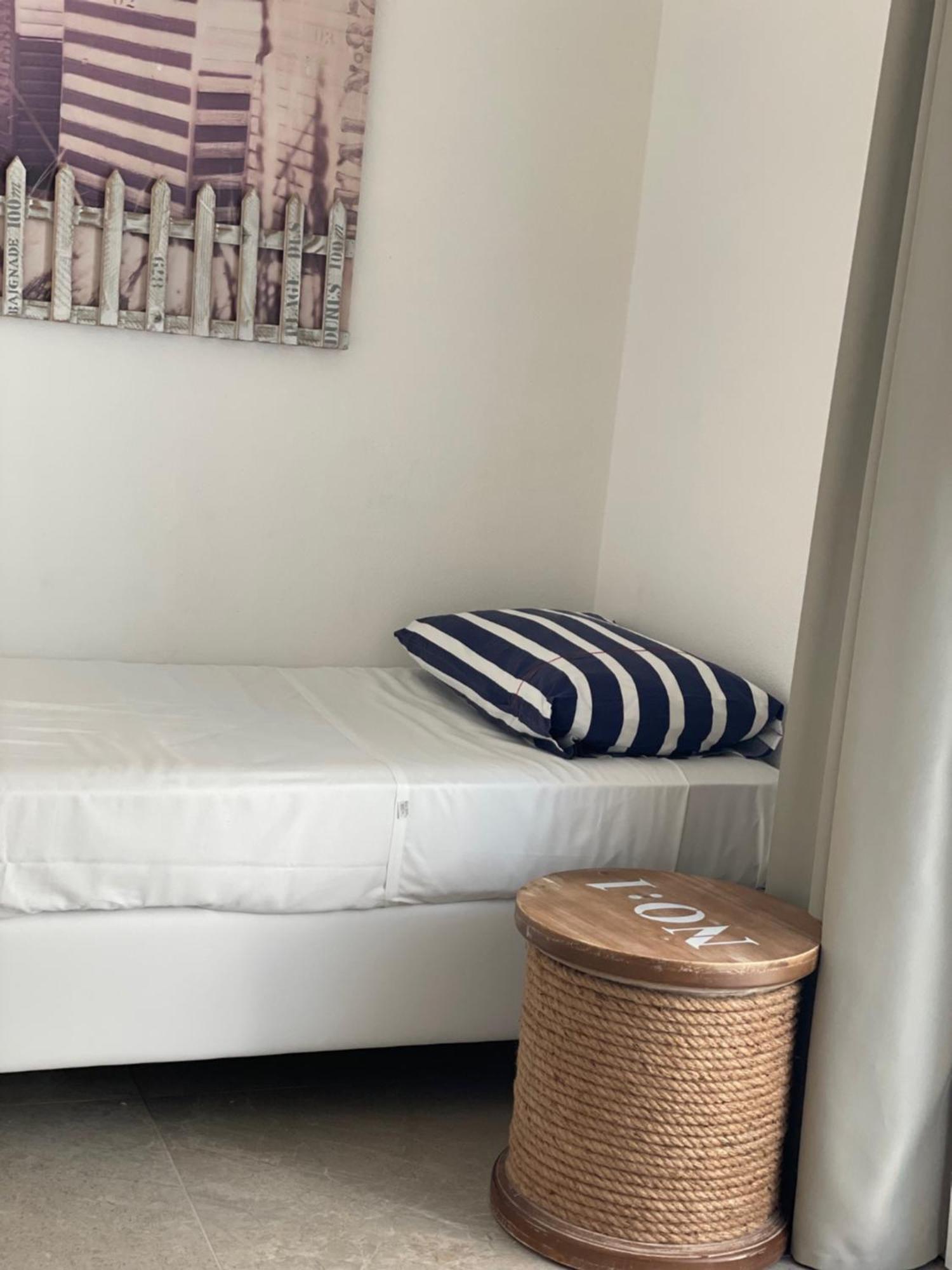 Villa Le Agavi Luxory Beach Surfhouse Bellaria-Igea Marina Room photo